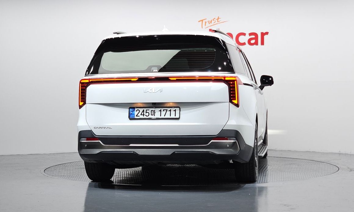 Kia Canival 2025