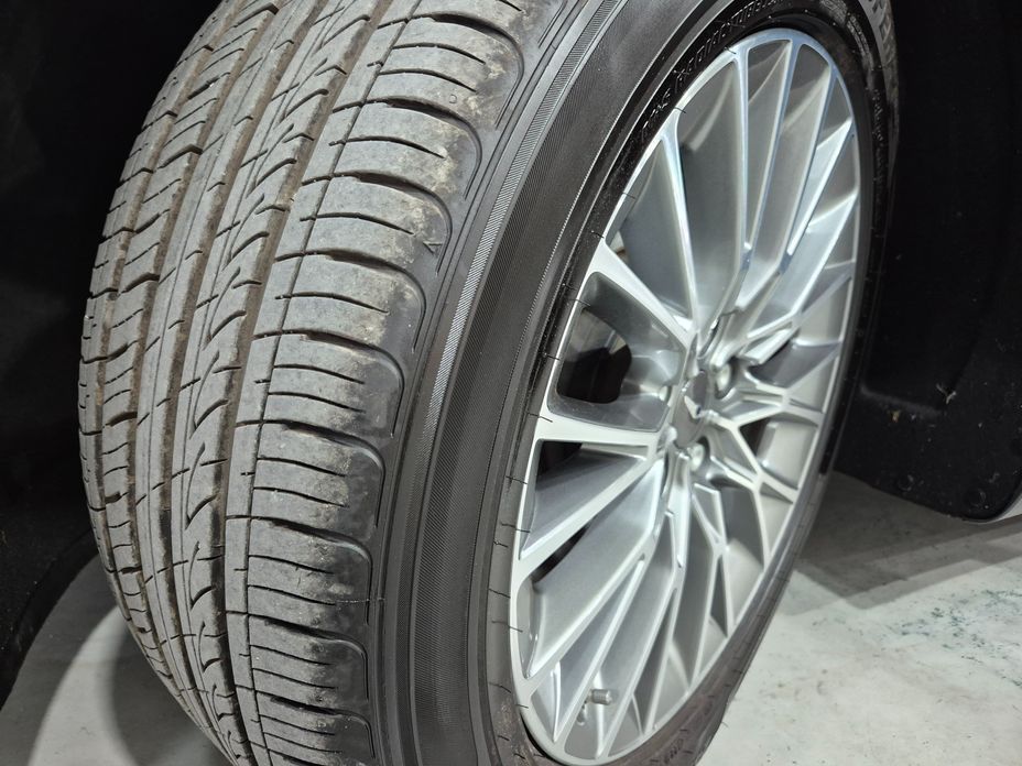 Genesis G80 2023