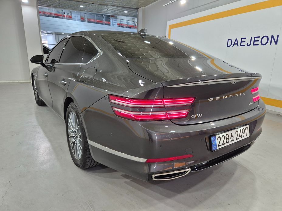 Genesis G80 2023