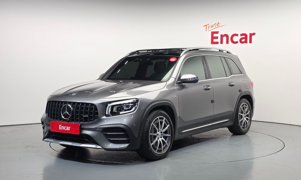 Mercedes-Benz GLB-Class 2023