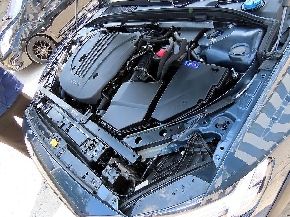 Volvo V60 2023