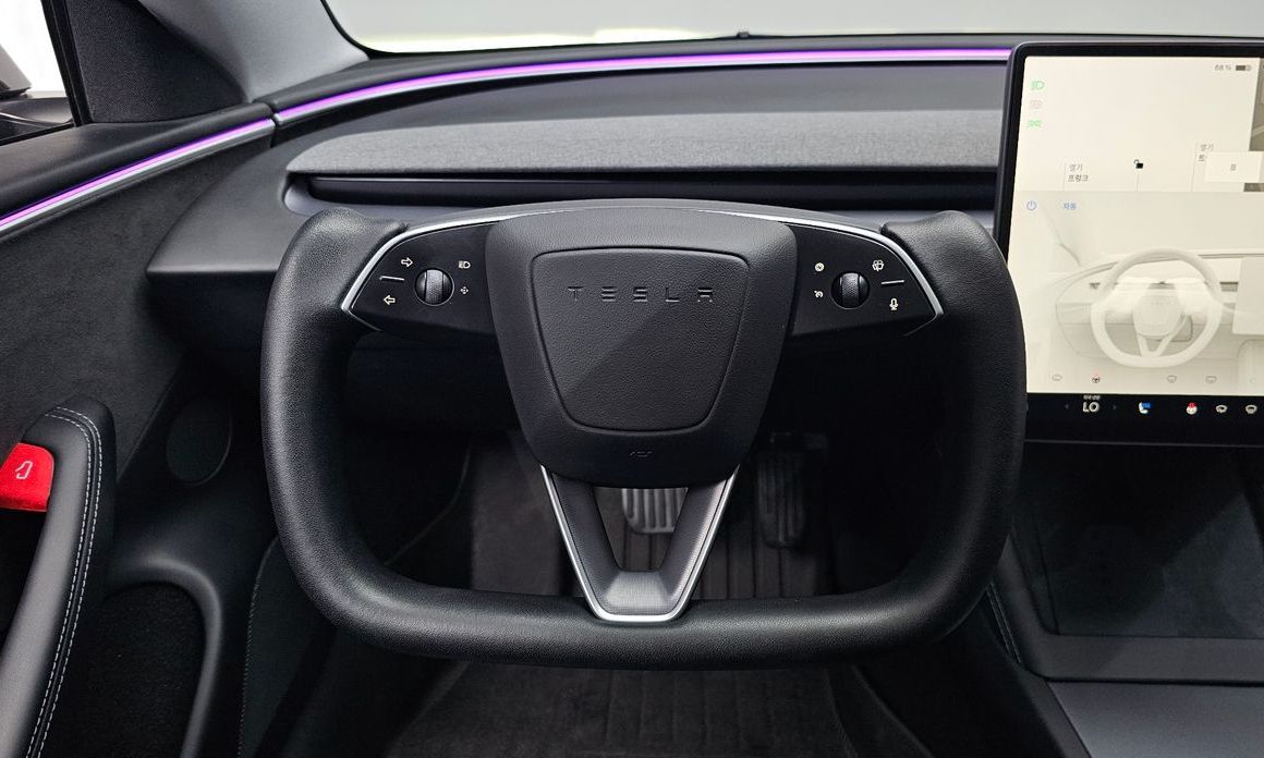 Tesla Model 3 2024