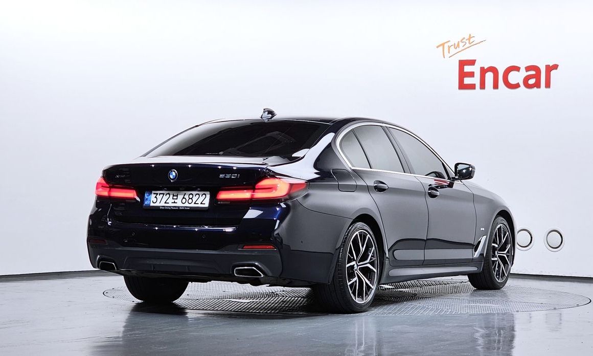 BMW 5-Series 2022