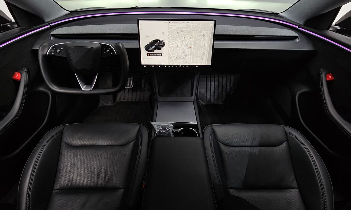 Tesla Model 3 2024