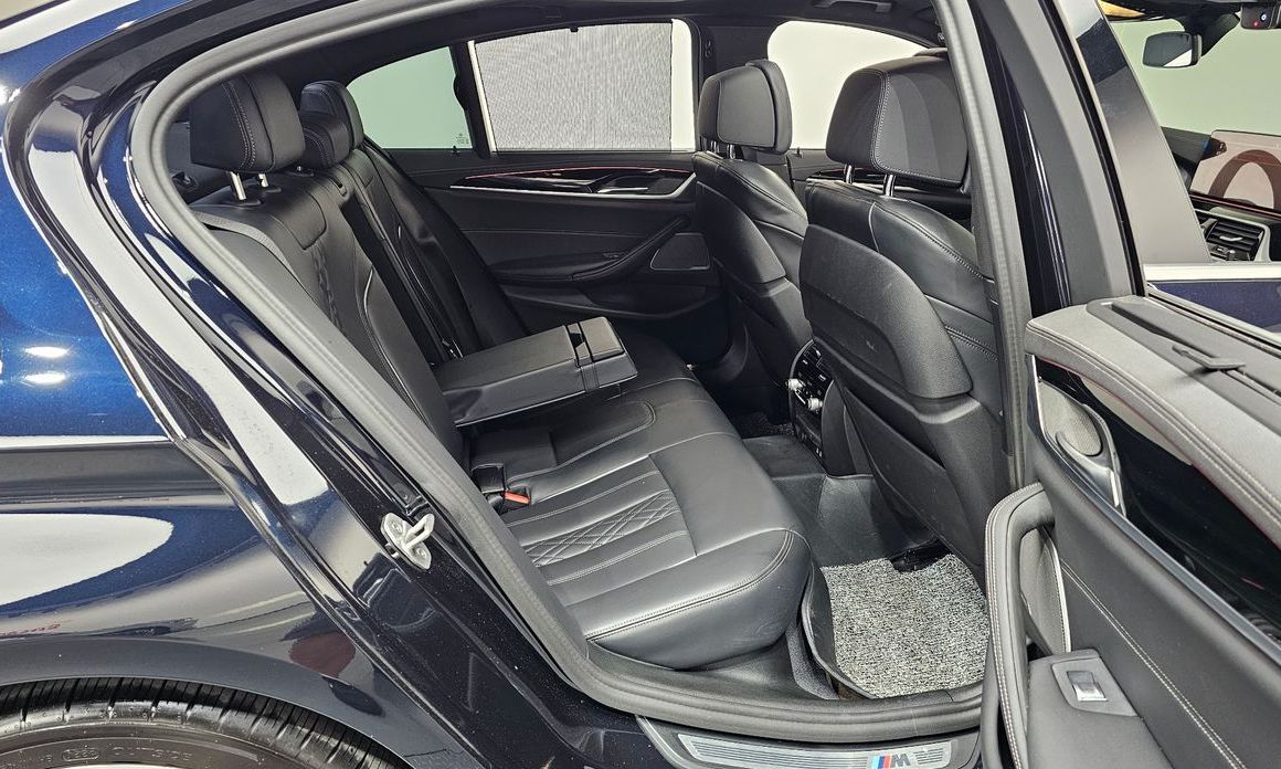 BMW 5-Series 2022