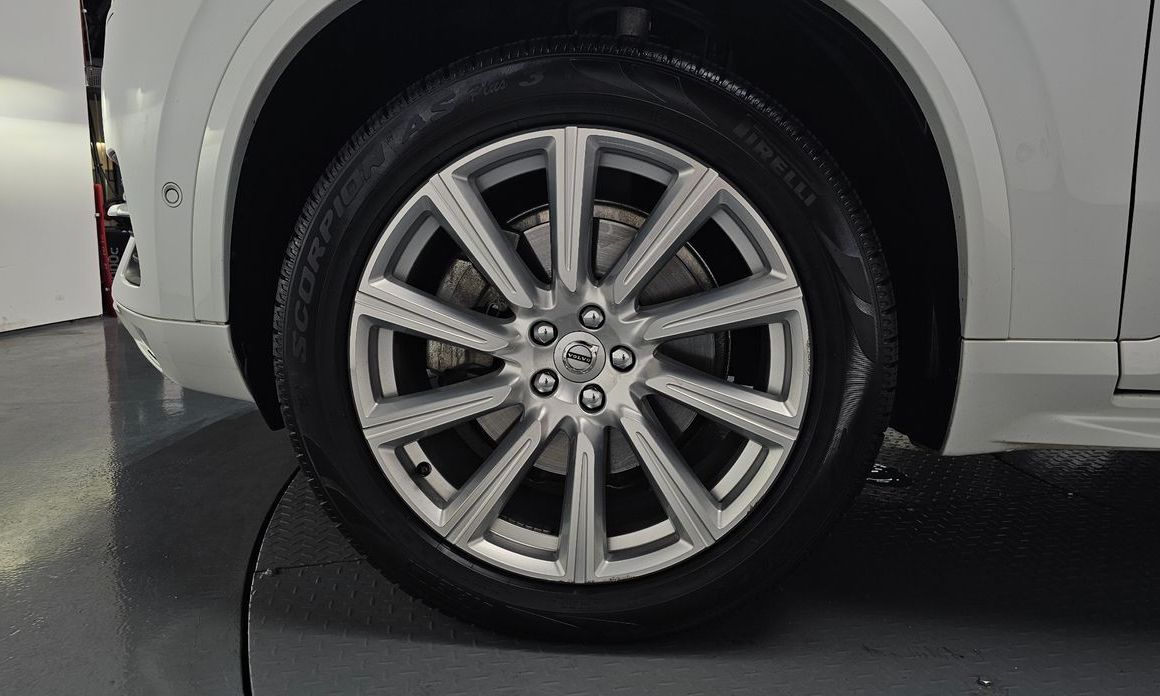 Volvo XC90 2019