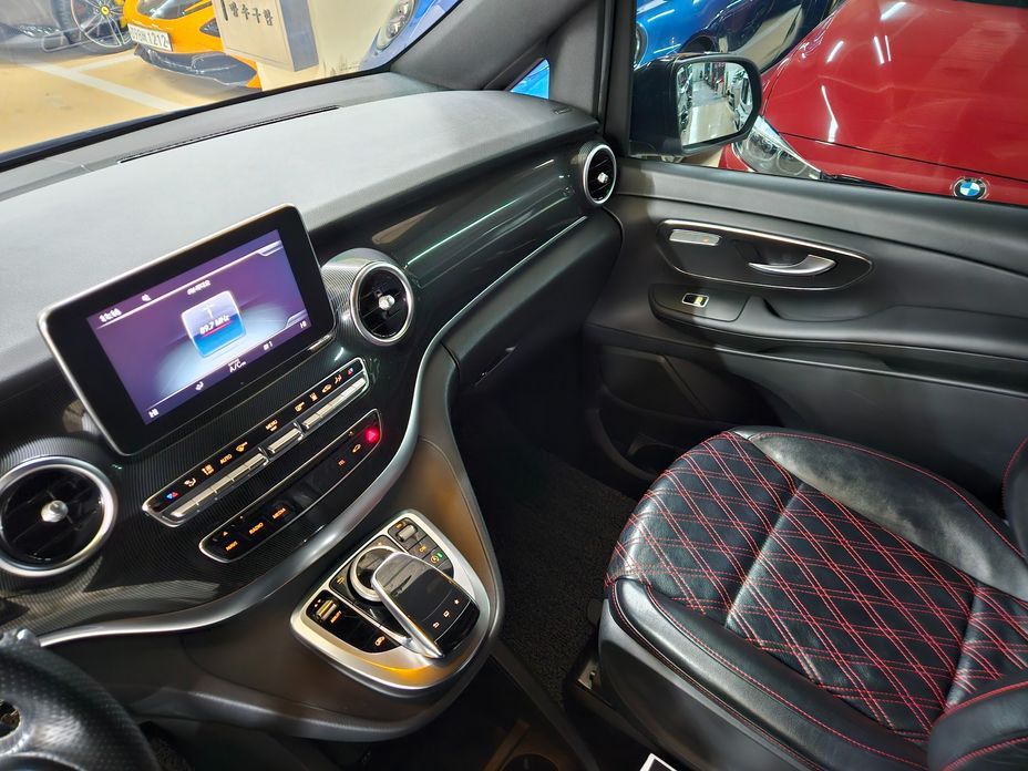 Mercedes-Benz V-Class 2015