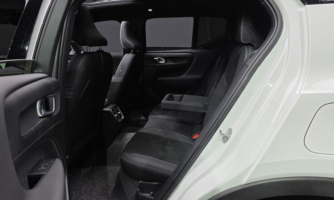 Volvo XC40 2024