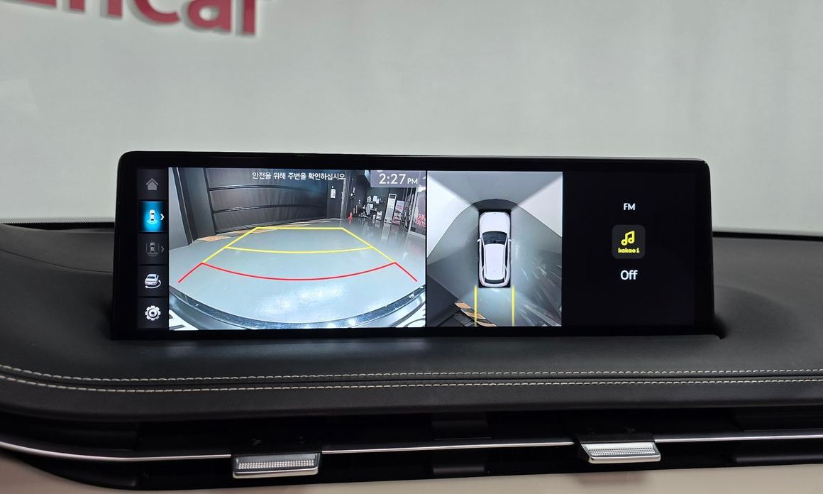 Genesis GV70 2023