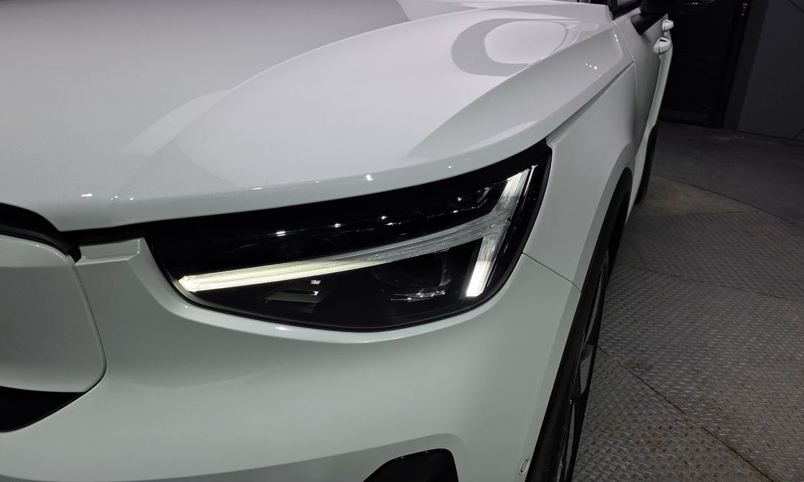 Volvo XC40 2024