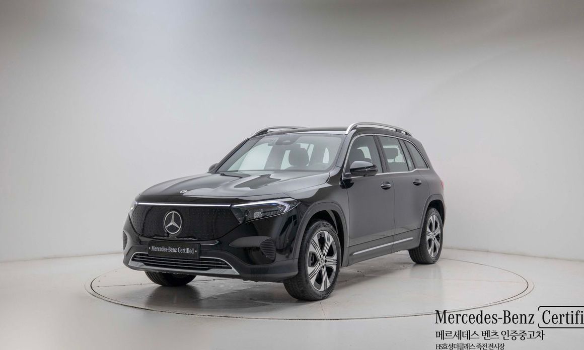 Mercedes-Benz EQB 2026