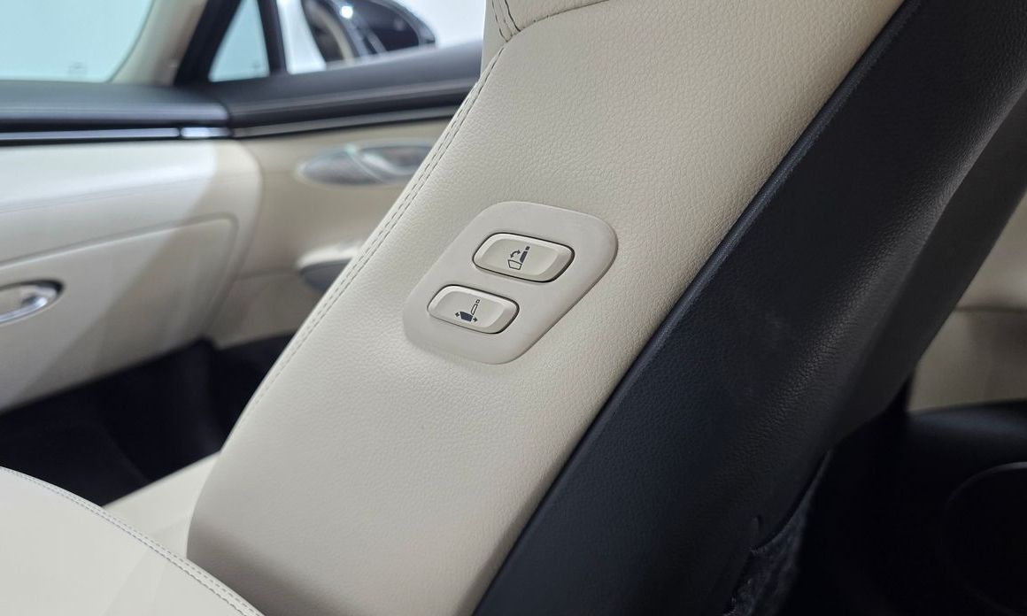 Genesis GV70 2023
