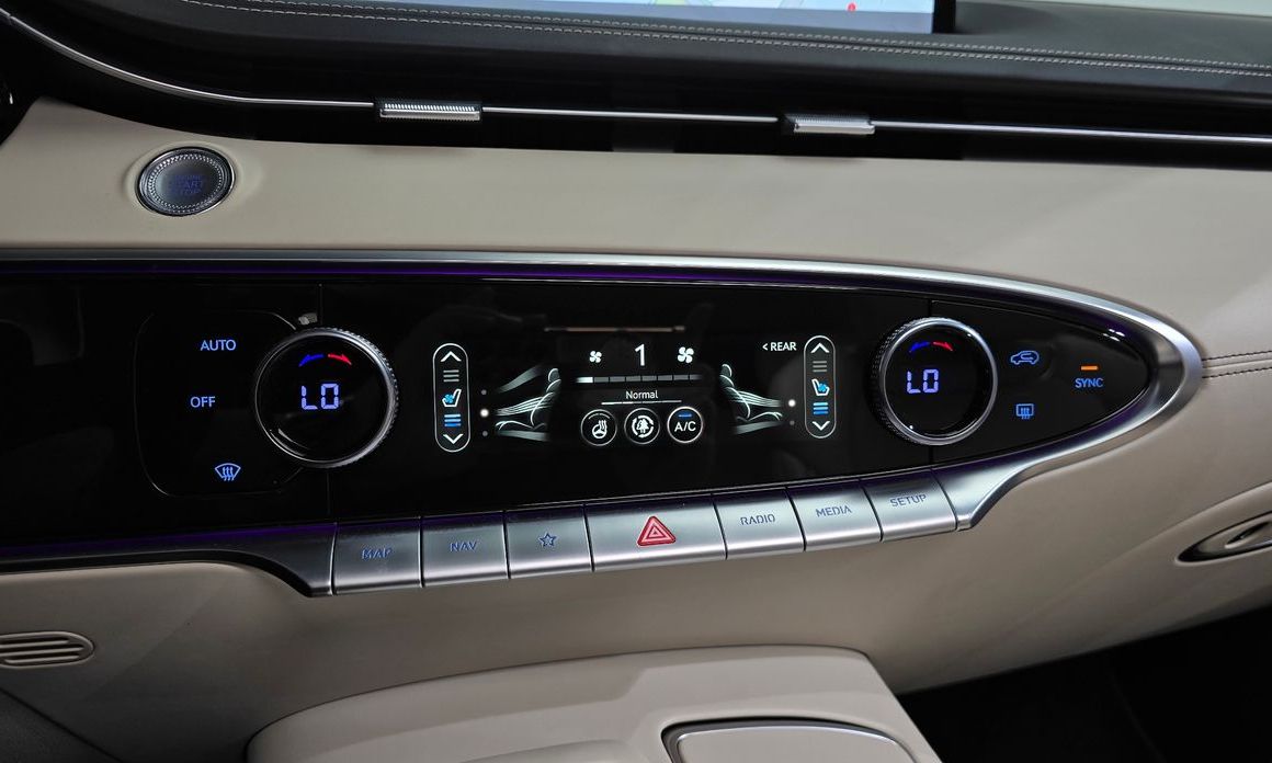 Genesis GV70 2023