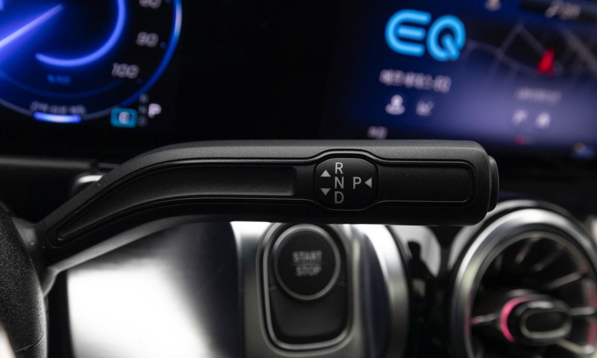 Mercedes-Benz EQB 2026