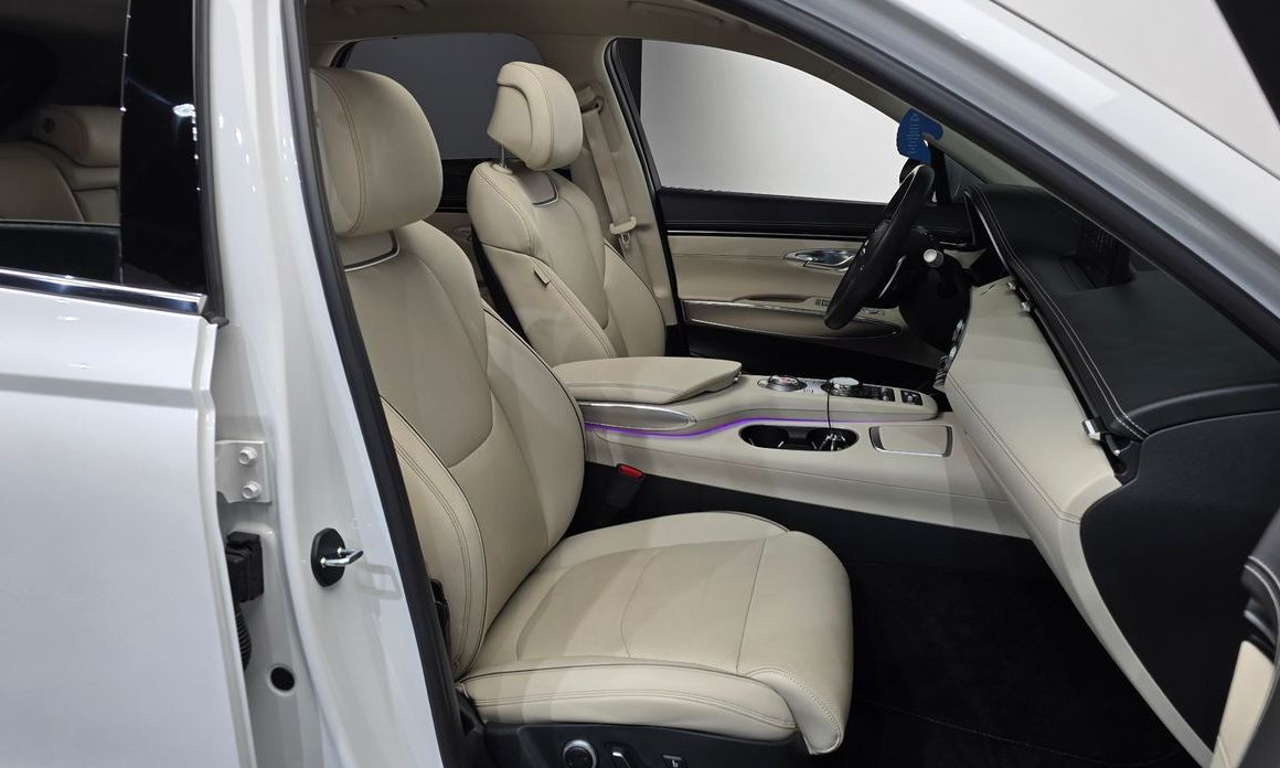Genesis GV70 2023