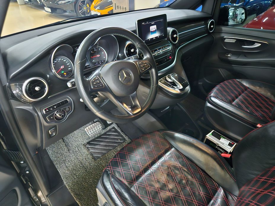 Mercedes-Benz V-Class 2015