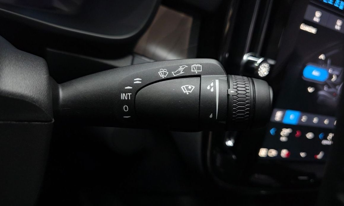Volvo XC40 2024