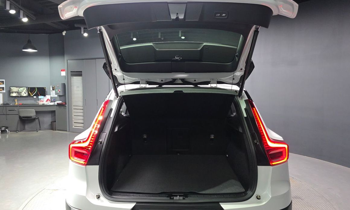 Volvo XC40 2024