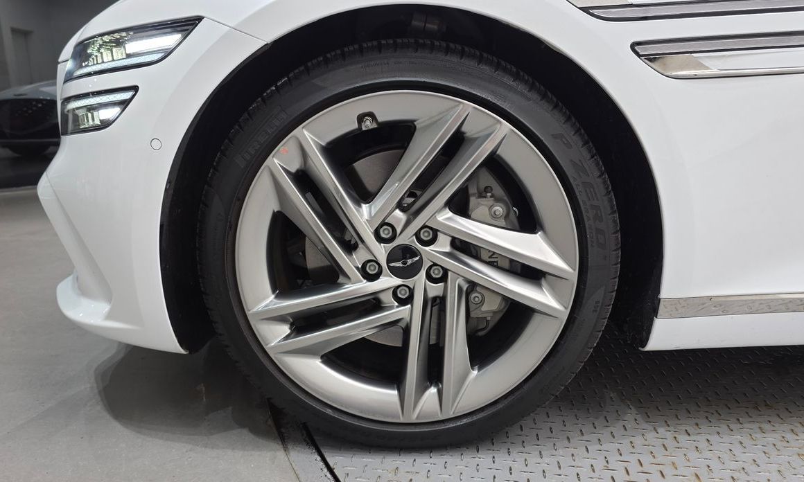 Genesis G80 2025