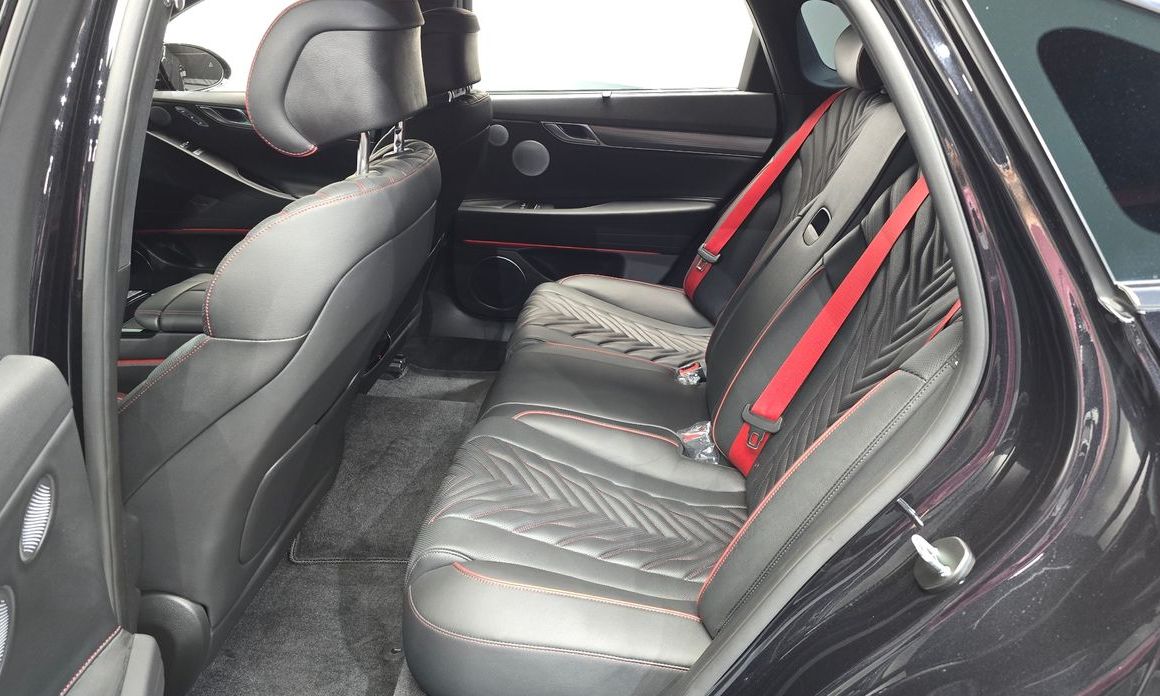 Genesis G80 2025