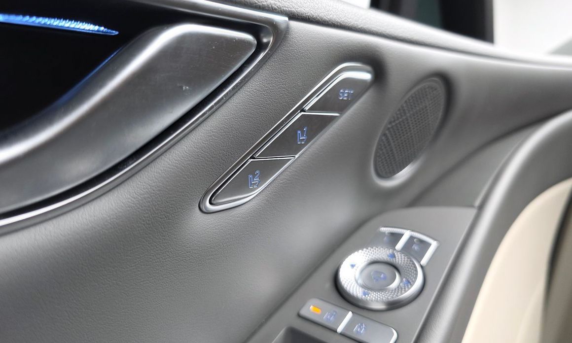 Genesis G80 2025