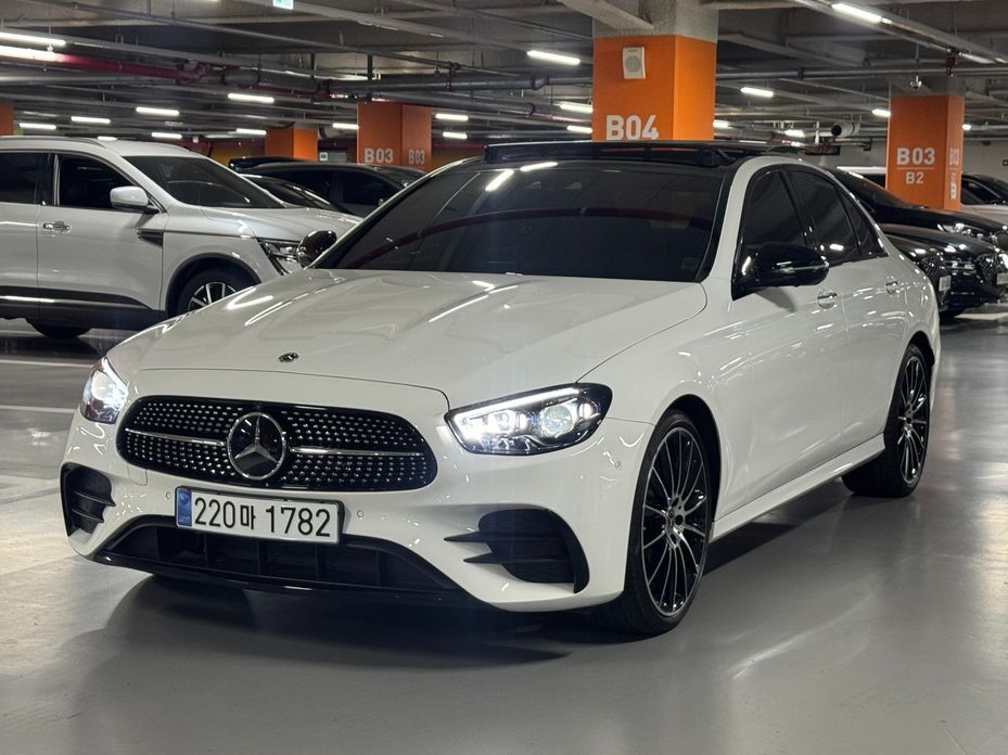 Mercedes-Benz E-Class 2023