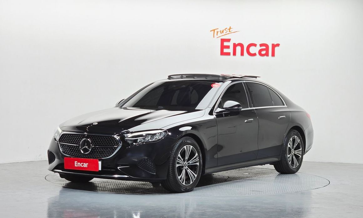 Mercedes-Benz E-Class 2025