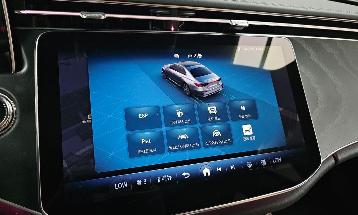 Mercedes-Benz E-Class 2026