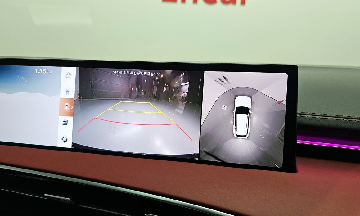 Genesis GV70 2025