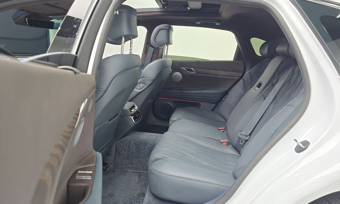 Genesis G80 2025