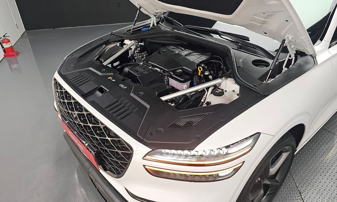 Genesis GV70 2025