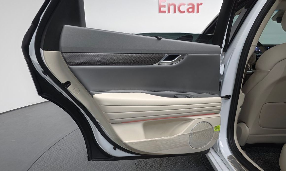 Genesis G80 2025