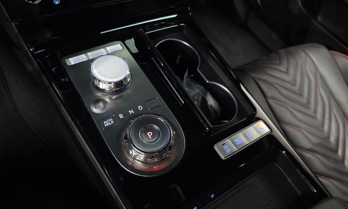 Genesis G80 2025