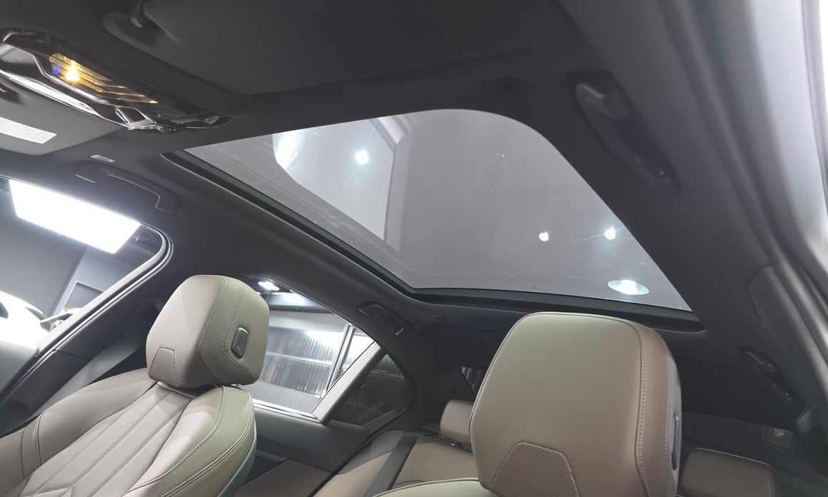 BMW i5 2024