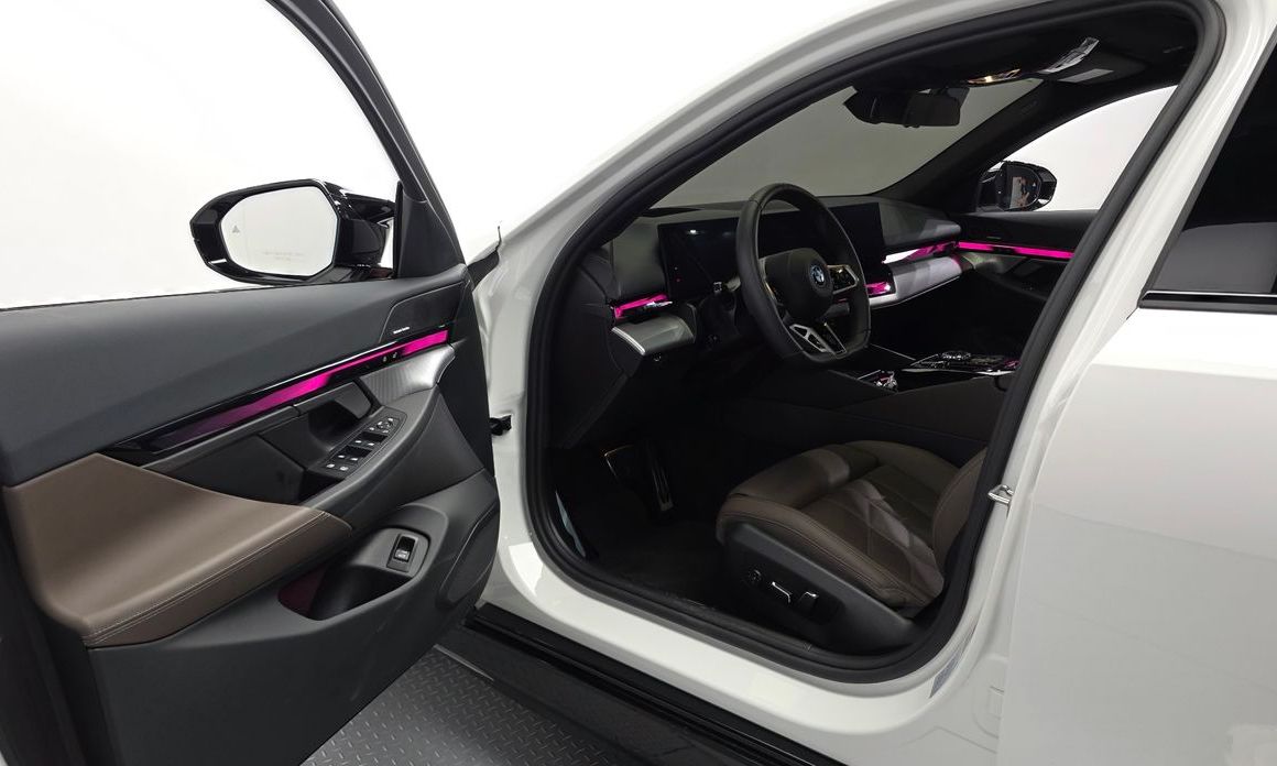 BMW i5 2024