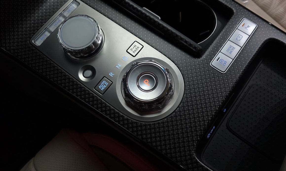 Genesis G80 2025