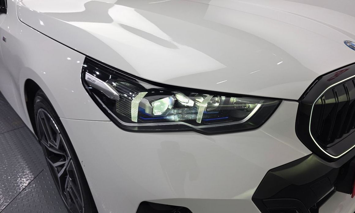 BMW i5 2024