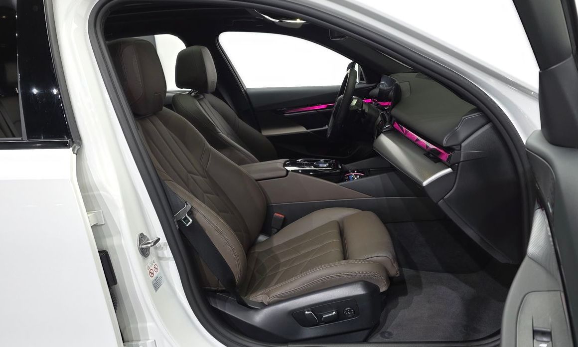 BMW i5 2024