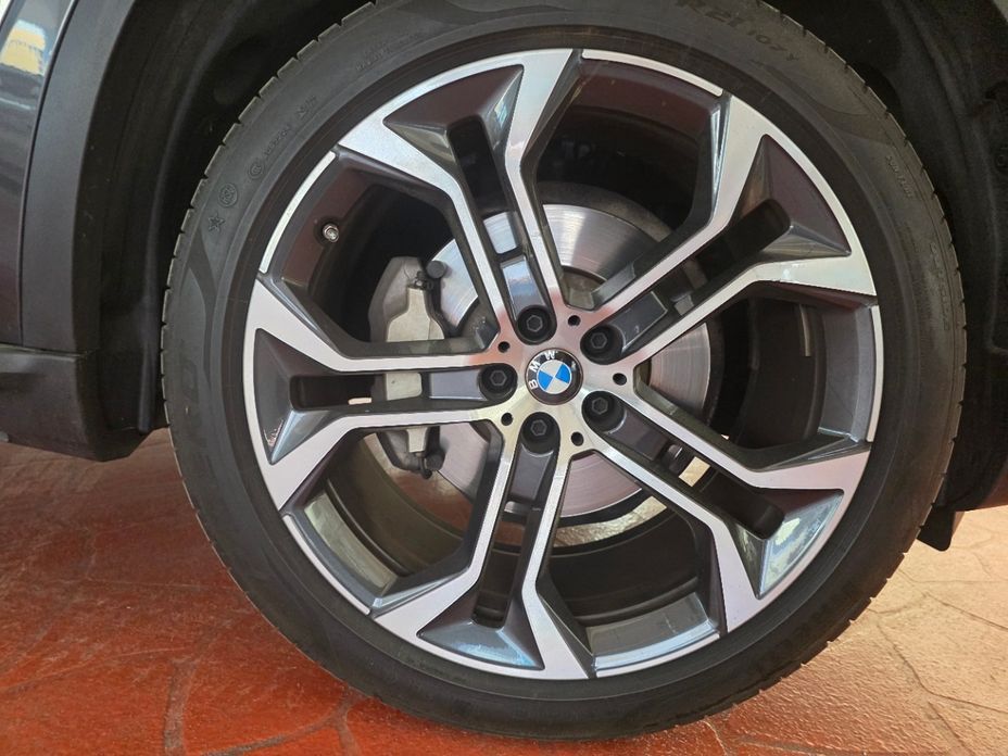 BMW X5 2022