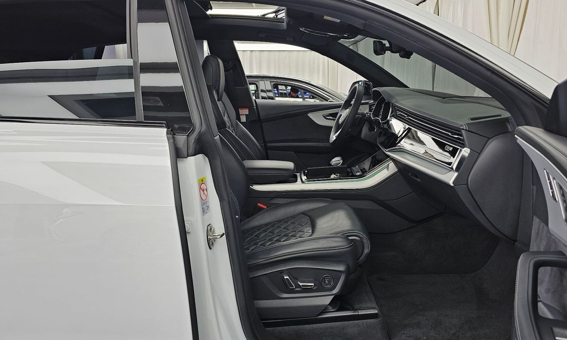 Audi Q8 2023