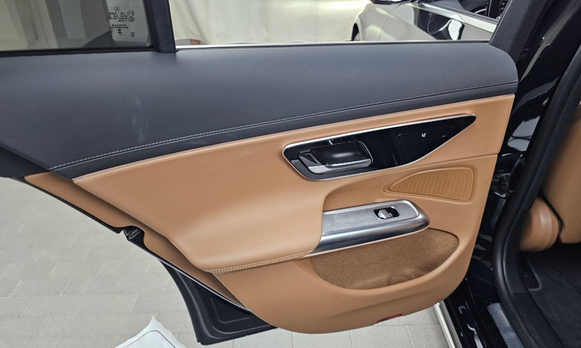 Mercedes-Benz E-Class 2024
