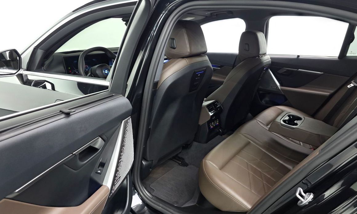 BMW i5 2025