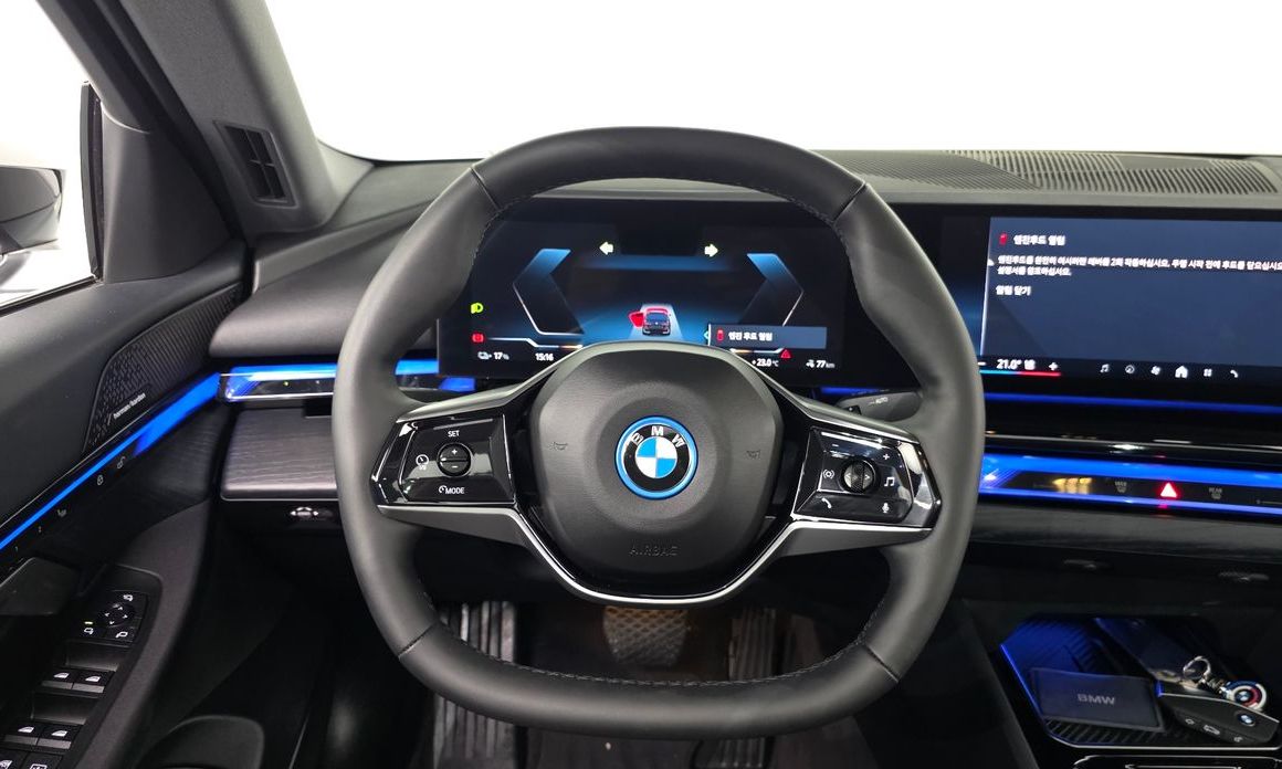 BMW i5 2025