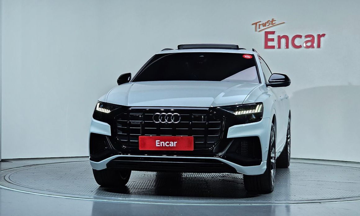 Audi Q8 2023