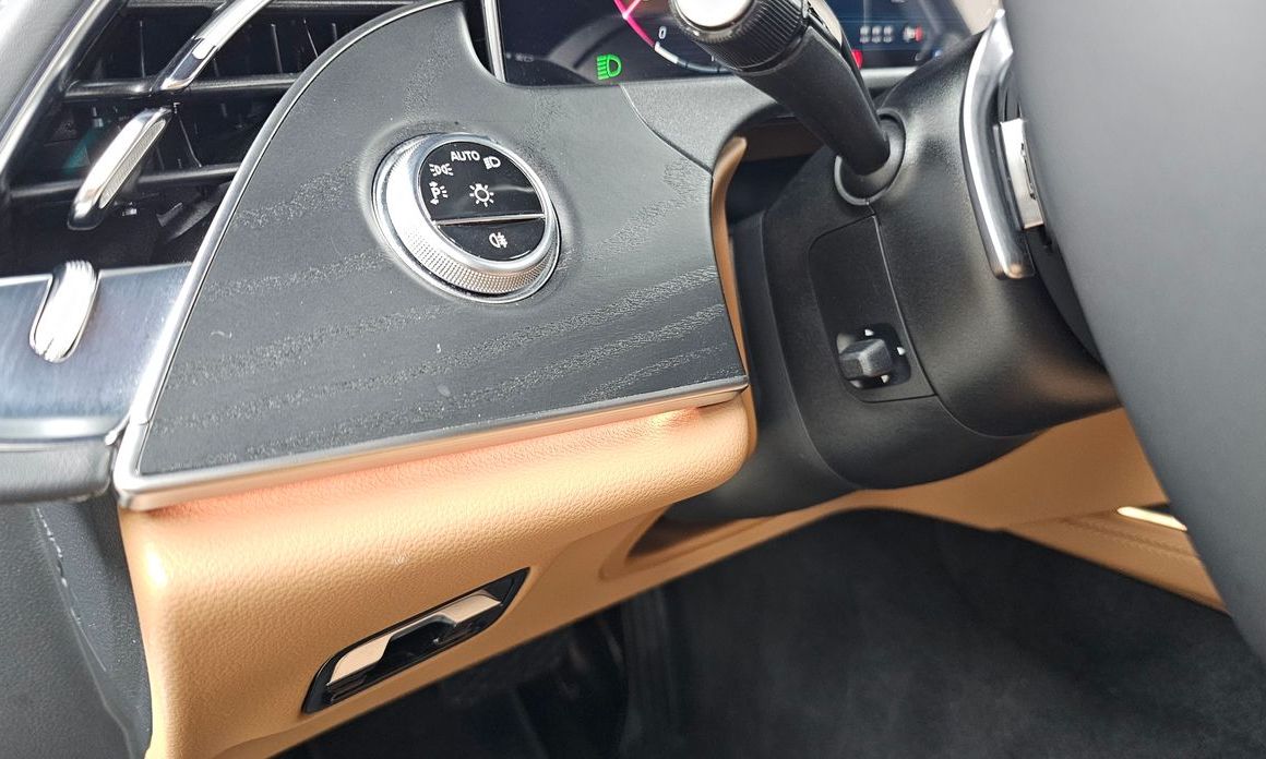 Mercedes-Benz E-Class 2024