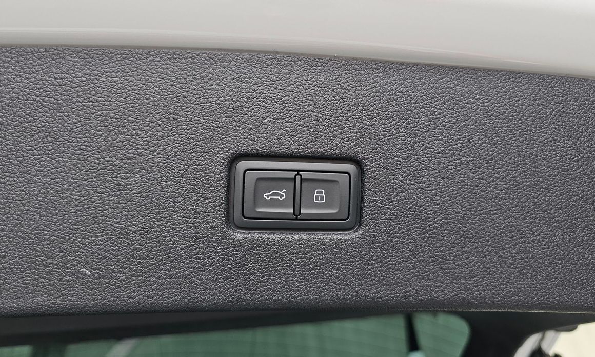 Audi Q8 2023