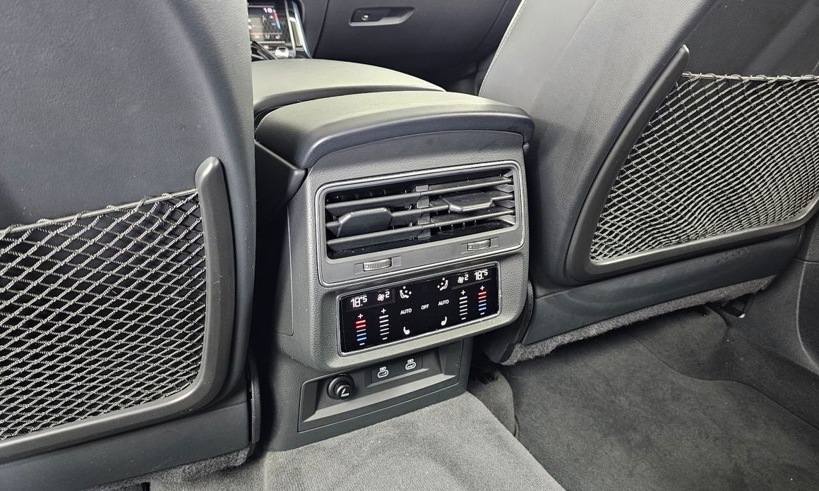 Audi Q8 2023