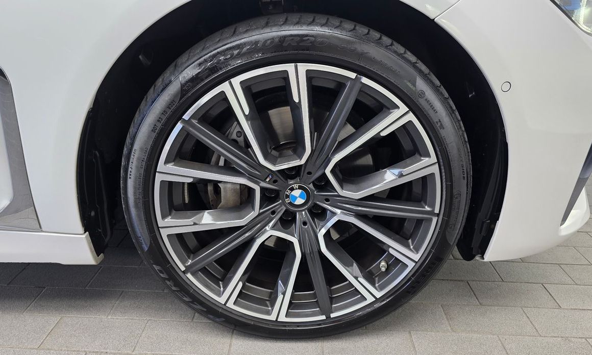 BMW 7-Series 2022