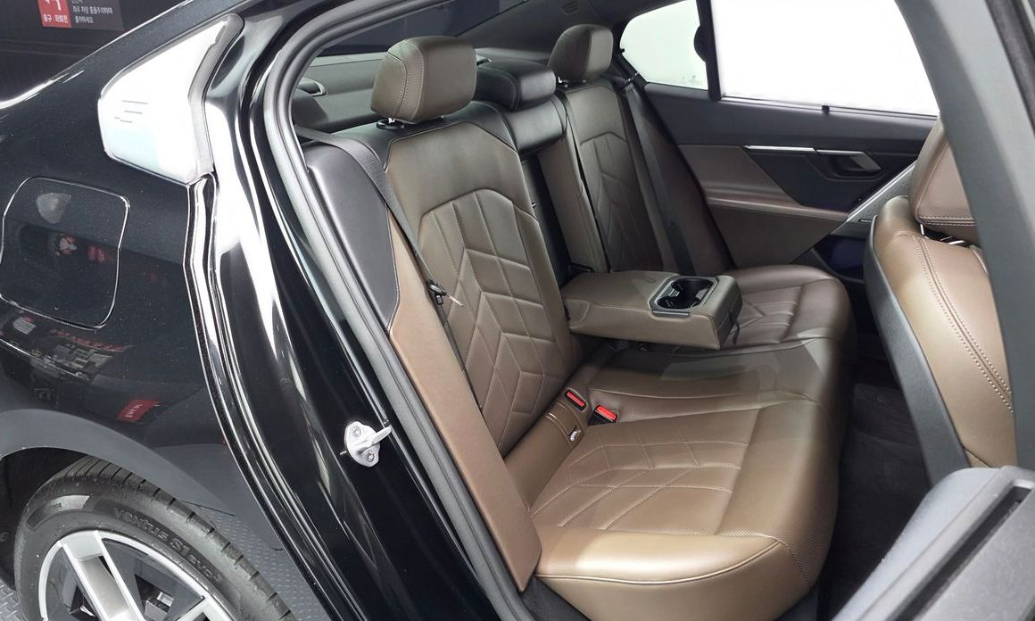 BMW i5 2025
