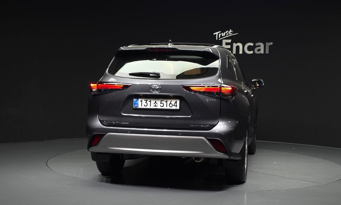 Toyota Highlander 2025